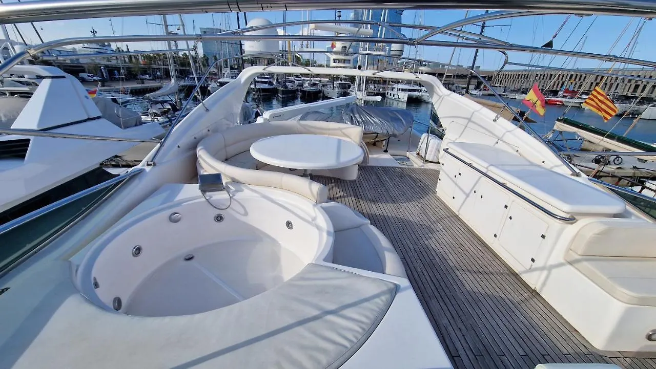 Magnificent Luxury Yacht In Barcelona Center Hotel Botel